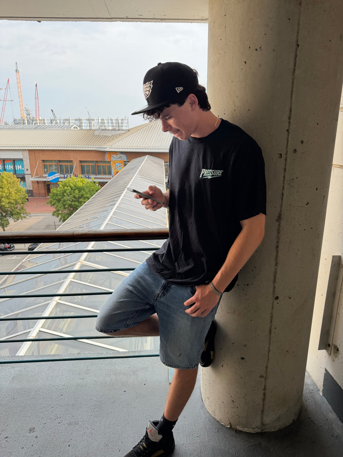 XL Lightning tee
