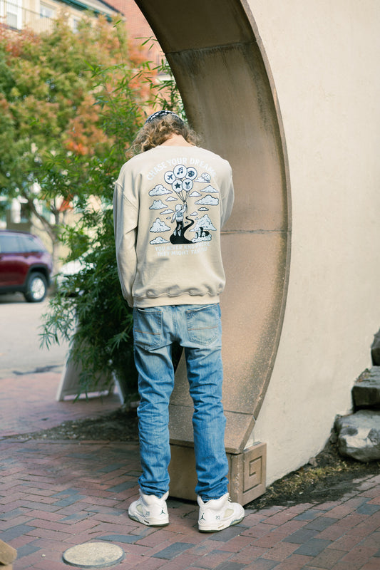 “Chase Your Dreams” Crewneck