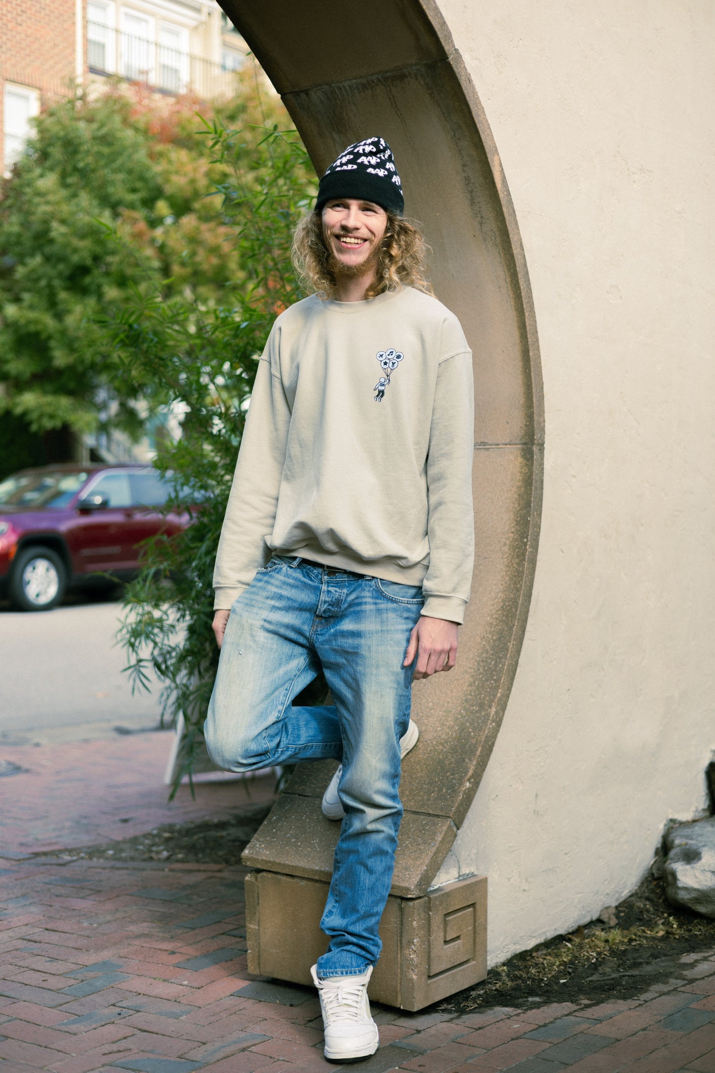 “Chase Your Dreams” Crewneck