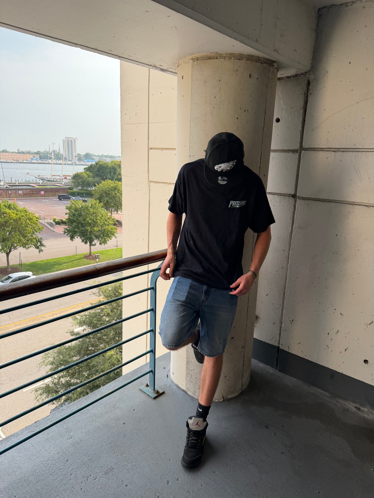 XL Lightning tee