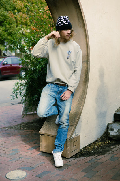 “Chase Your Dreams” Crewneck